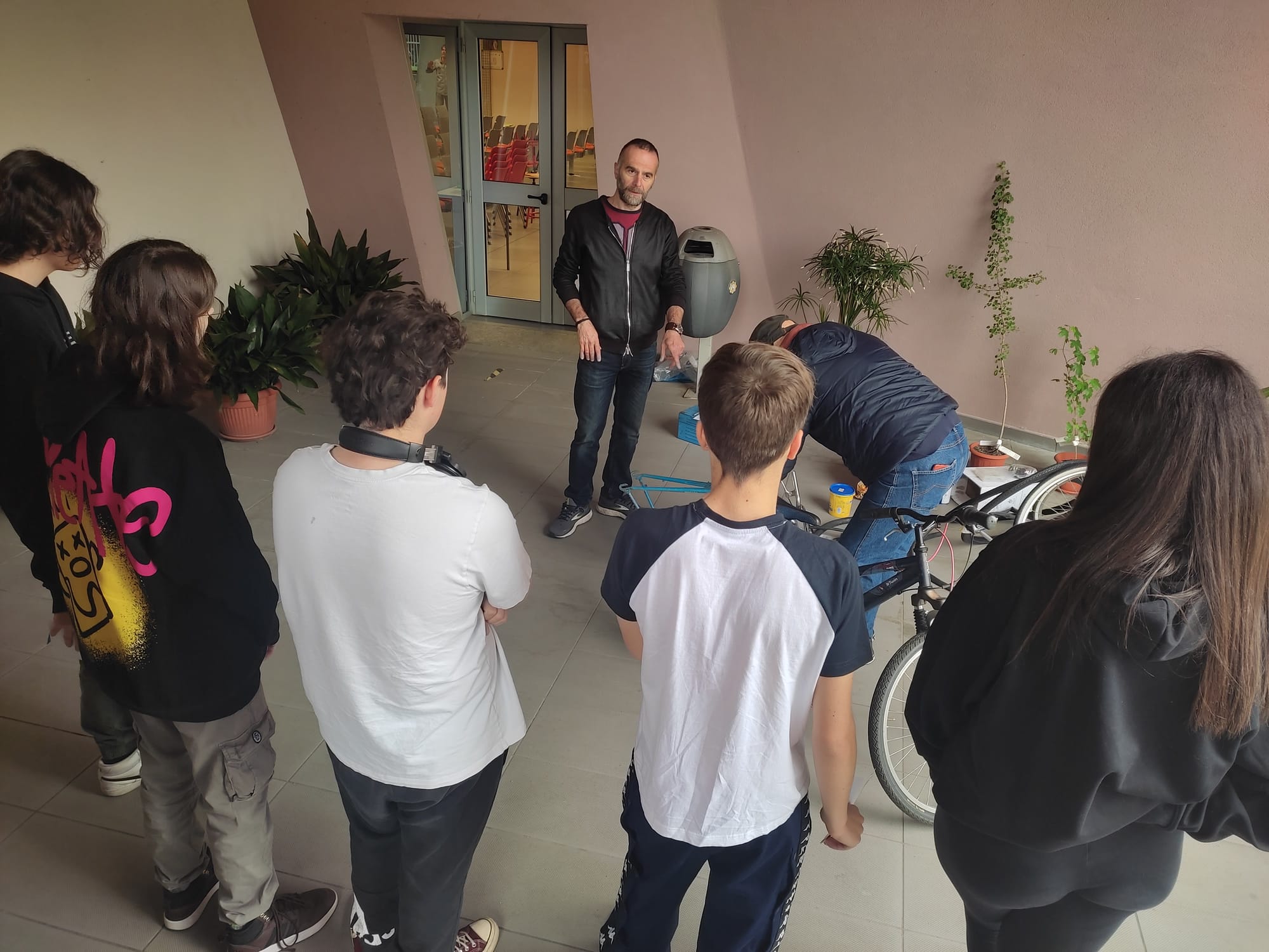 Laboratori di mobilità leggera casa-scuola